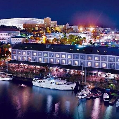 Motor Yacht Kiara Bed and Breakfast Kaapstad Buitenkant foto