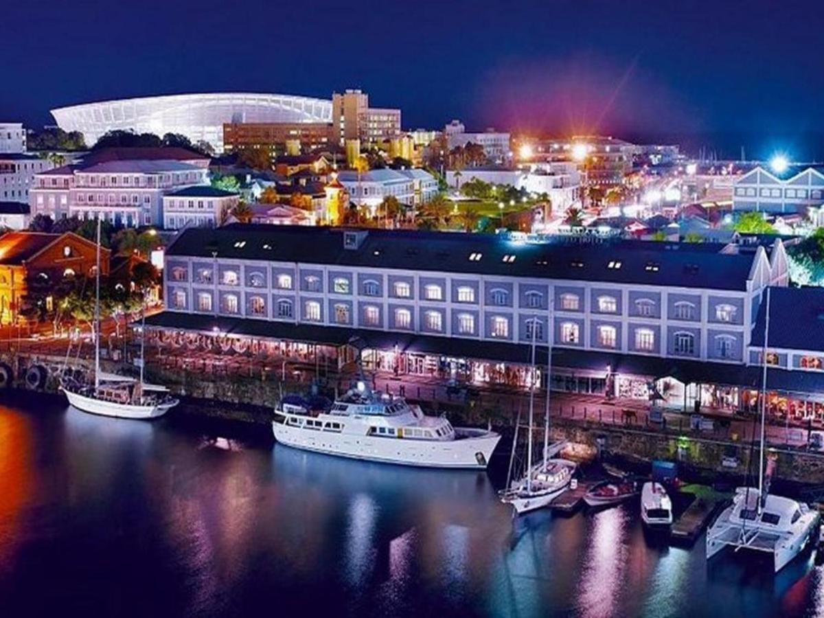 Motor Yacht Kiara Bed and Breakfast Kaapstad Buitenkant foto