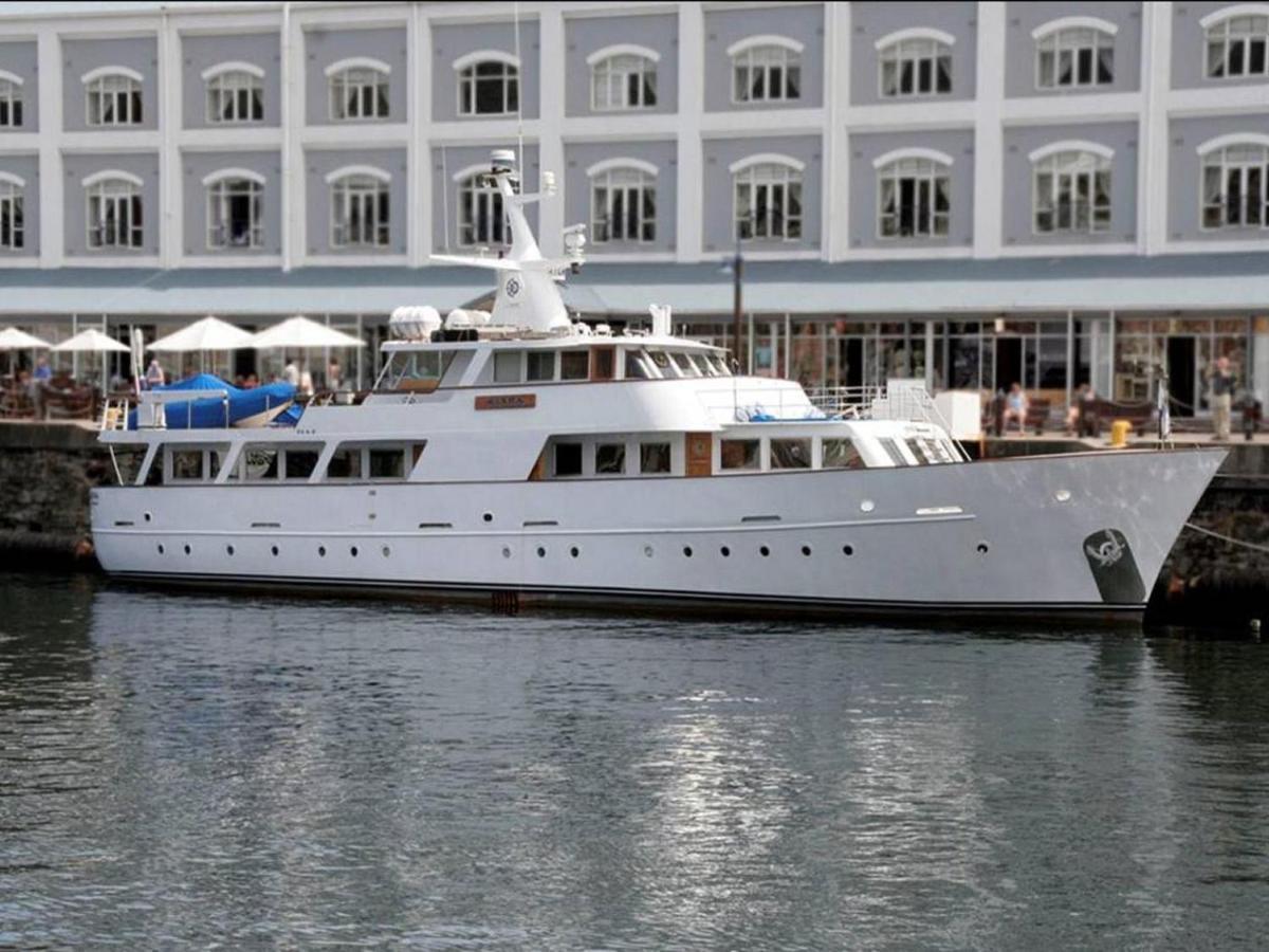 Motor Yacht Kiara Bed and Breakfast Kaapstad Buitenkant foto