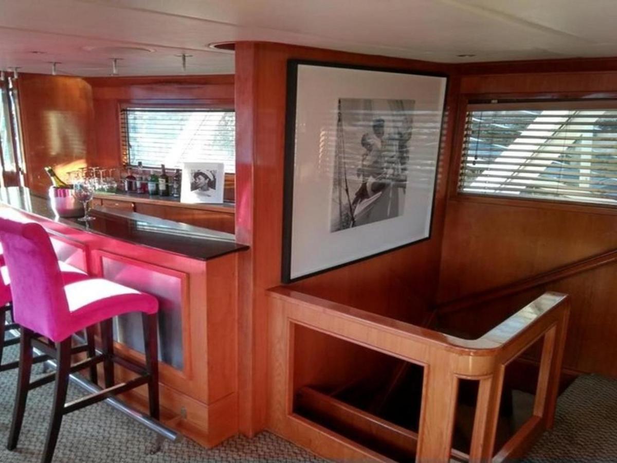 Motor Yacht Kiara Bed and Breakfast Kaapstad Buitenkant foto